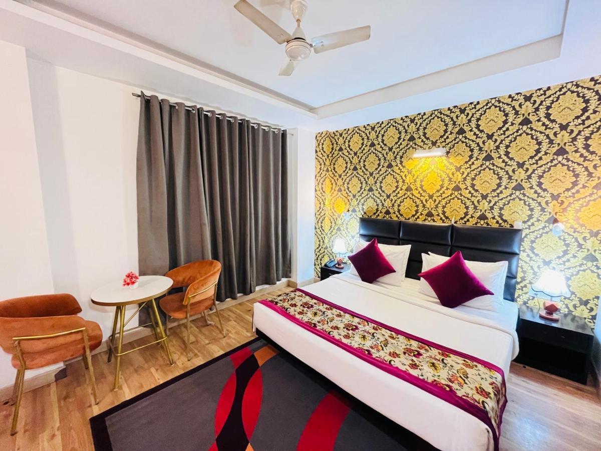 Hotel At Residency Kaushambi Couple Friendly Ghaziabad Exterior photo